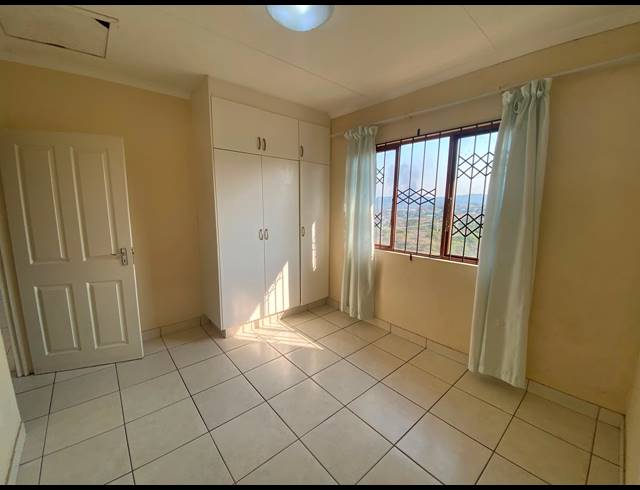 2 BEDROOM FLAT TO LET IN SEA VIEW